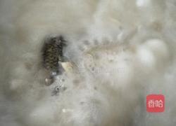 如何做出营养奶白的鲫鱼汤的做法图解5