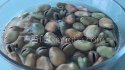 茴香蚕豆的做法图解1