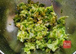 包菜虾皮猪肉饺子的做法图解4