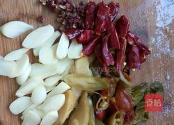 炖肥肠的做法图解3