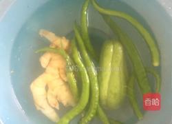 佛手瓜烧鸡腿肉的做法图解7