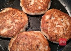 萝卜黑芝麻饼的做法图解9