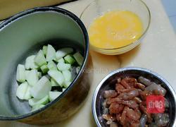 三鲜丝瓜汤的做法图解2