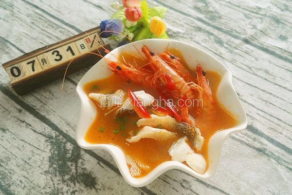 酸辣鲈鱼斑节虾汤