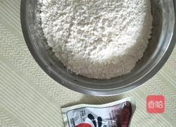 猪肉包菜馅包子的做法图解2