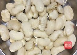 白芸豆海带筒骨汤的做法图解1