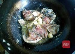 鱼头汤的做法图解3