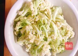 爆炒蒜泥花菜的做法图解1