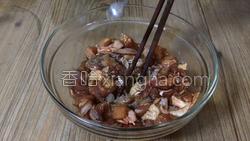 小炒鸡腿肉拌面的做法图解8