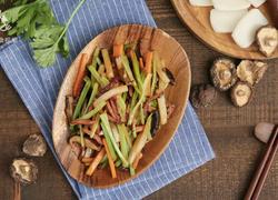 营养健康的美味小炒 腊肉蔬菜炒年糕