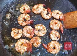 罗勒鲜虾意面的做法图解4