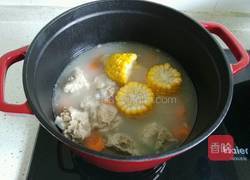 排骨玉米萝卜汤的做法图解4