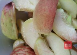 桃子罐头的做法图解2