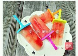 自制蜂蜜西瓜冰棍的做法图解1