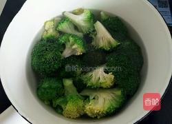 虾仁西兰花的做法图解5