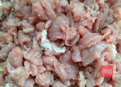 炸牛肉丸的做法图解1