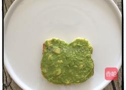 卡通吐司南瓜牛奶水果早餐的做法图解5