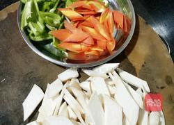 青椒炒杏鲍菇的做法图解2