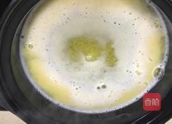 蟹黄豆腐煲的做法图解4