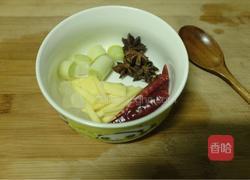 汤婆婆秘制卤鸡爪的做法图解4