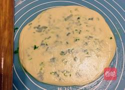 葱油饼(饺子皮版)的做法图解11