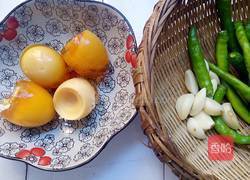 擂椒皮蛋的做法图解2