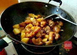 猪脚焖土豆的做法图解8