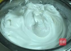 蓝莓爆浆戚风蛋糕的做法图解4