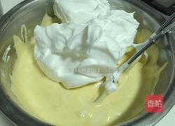 蓝莓爆浆戚风蛋糕的做法图解9