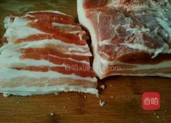 五花肉卷绿豆芽的做法图解1