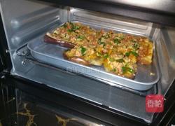 肉馅蒜香烤茄子的做法图解5
