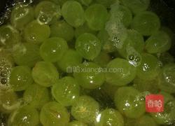 冰糖葡萄的做法图解3