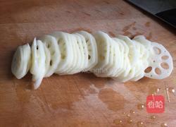 香辣藕片的做法图解1