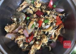 香烩牛蛙的做法图解4