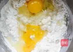 蔓越莓面包（手揉面）的做法图解1