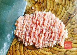 肉末炒黄豆米的做法图解2