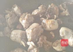干锅土豆鸡的做法图解1