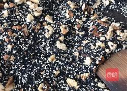 黑白芝麻核桃酱(宝宝辅食配料)的做法图解2