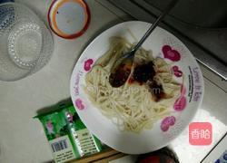 酸辣拌面的做法图解2