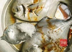 油泼鱼(清蒸鱼)的做法图解4