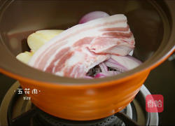 韩式辣白菜五花肉的做法图解7