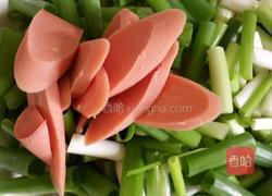 凉拌洋葱火腿的做法图解3