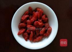 银耳百合红枣枸杞汤的做法图解5