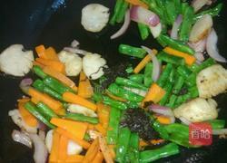 墨鱼丸炒菜的做法图解4