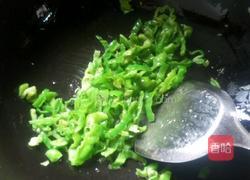 辣椒炒鸡蛋的做法图解7