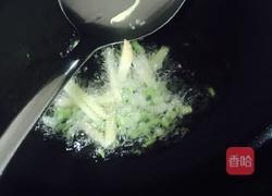 韭菜炒莲菜的做法图解5