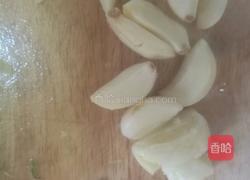 蒜泥拍黄瓜的做法图解1