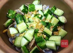 青瓜焖蛤俐的做法图解3