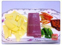 土豆条烧苕皮的做法图解1