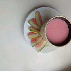 冰镇西瓜牛奶的做法[图]